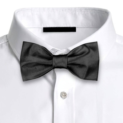 Klasický pánský motýlek v černé barvě – česká kvalita | KNITVA