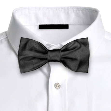 Klasický pánský motýlek v černé barvě – česká kvalita | KNITVA