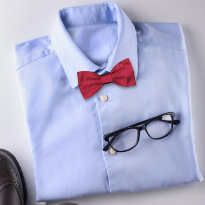 Klasický pánský motýlek červený – česká kvalita  | KNITVA