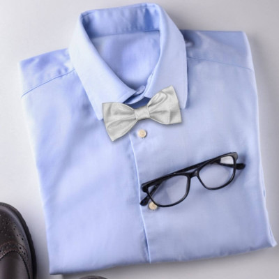 Klasický pánský motýlek stříbrný – česká kvalita | KNITVA